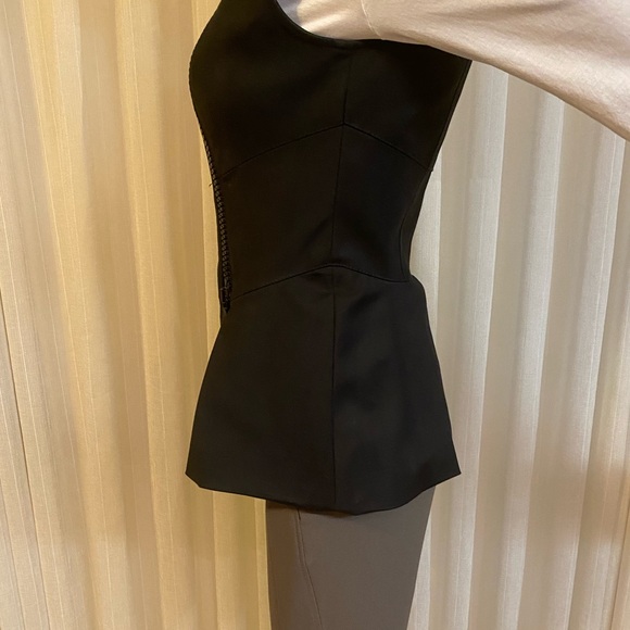 Veronica Beard Black Vest Front Zipper Closure Collarless Snaps Fitted Pleated 2 - Picture 9 of 16